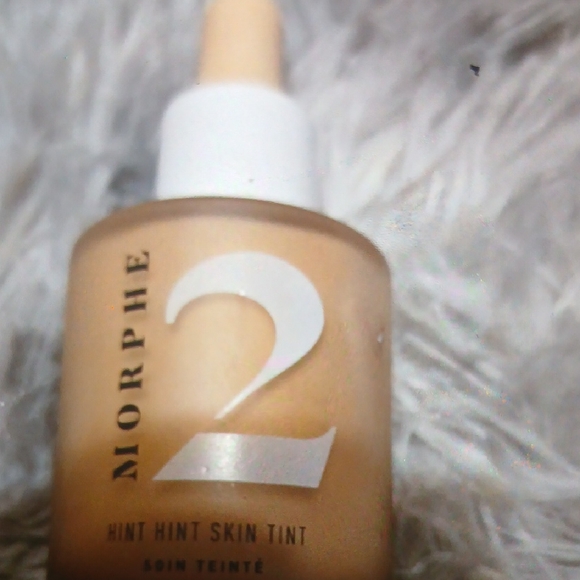 Morphe 2 Hint Hint Skin Tint - Tan - Picture 1 of 1